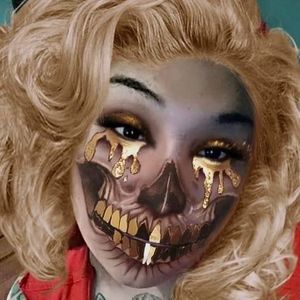 Meet your Posher, Nina